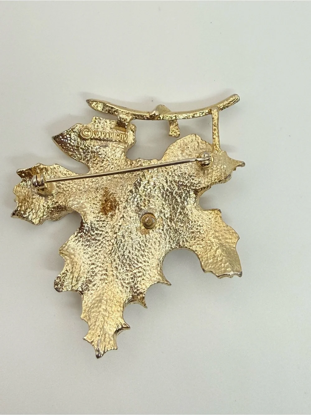Vintage Sarah Coventry Gold Tone Maple Leaf Ladybug Brooch Pin